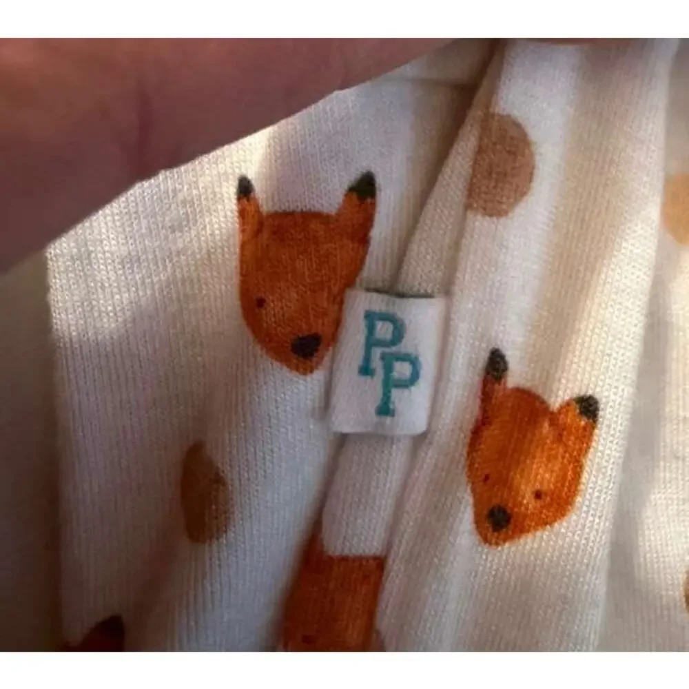 POSH PEANUT kid's long sleeve pajama set in lionel fox print sz. 5-6T